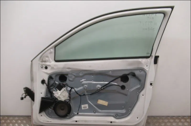 Porte avant droite Seat IBIZA III (6L1) 1.4 tdi (2002-2005) occasion