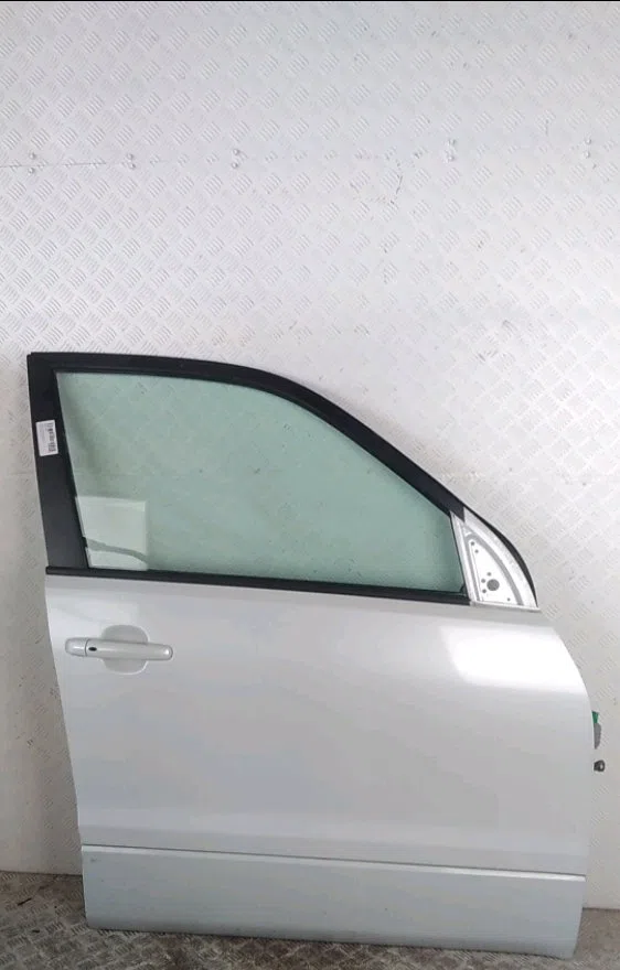 Porte avant droite Suzuki GRAND VITARA II (JT, TE, TD) 1.9 ddis traction intégrale (jt419, td44, jb419wd,... (2005-2015)