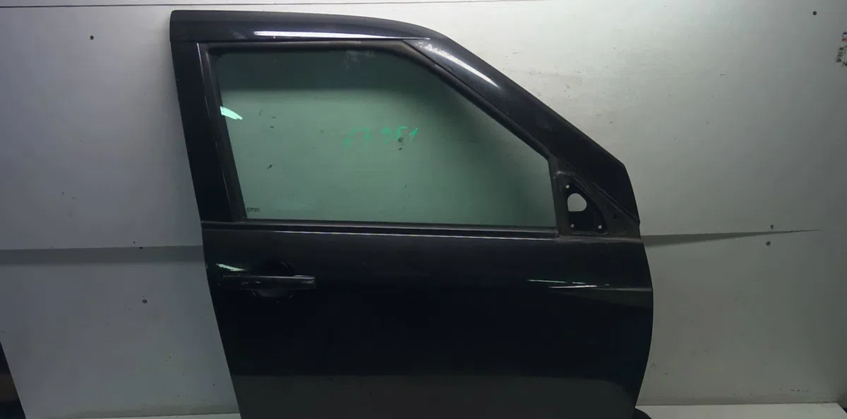Porte avant droite Suzuki SWIFT III (MZ, EZ) 1.5 (rs 415) (2005) occasion