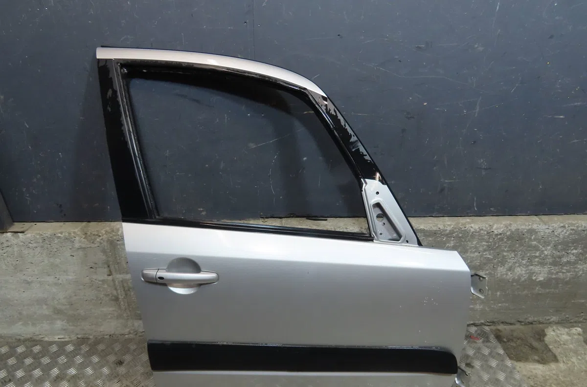 Porte avant droite Suzuki SX4 (EY, GY) 2.0 ddis 4x4 (rw 420d) (2009) occasion