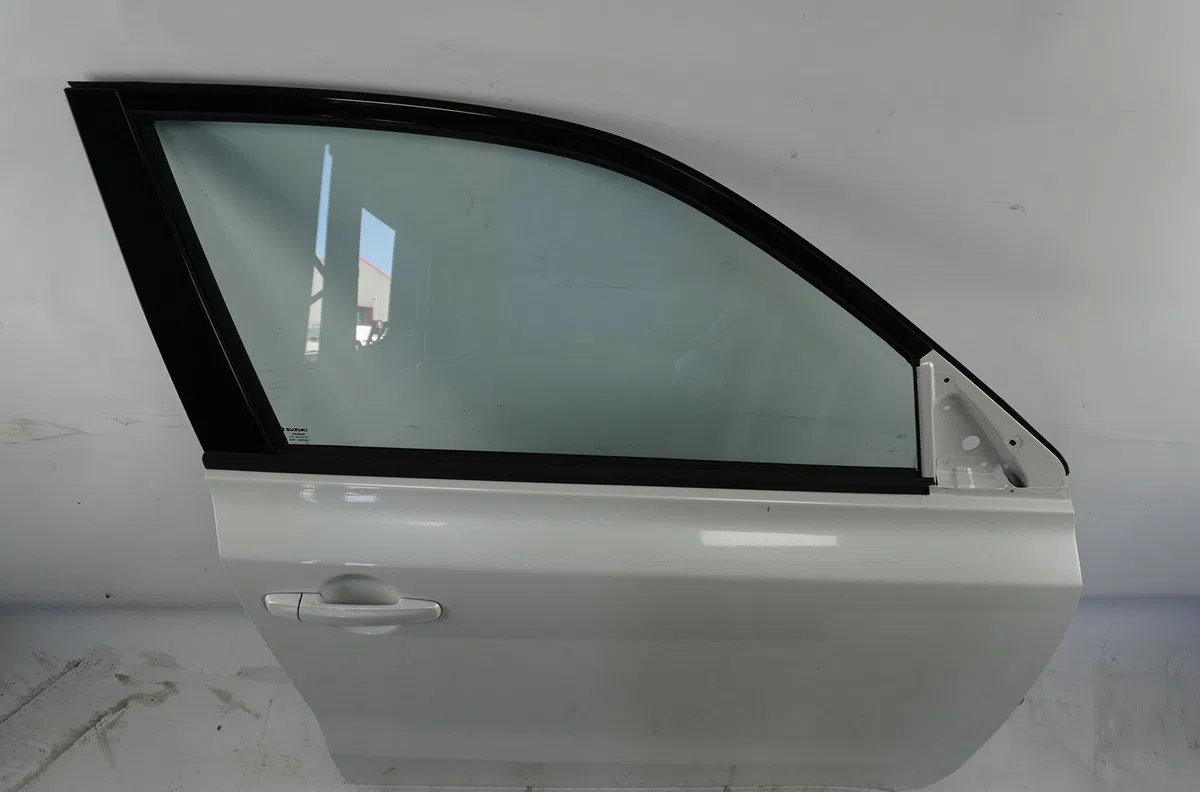 Porte avant droite Suzuki VITARA (LY) 1.6 allgrip (apk 416) (2015) occasion
