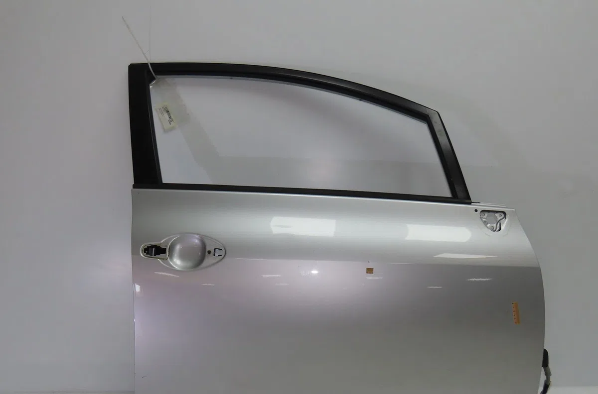 Porte avant droite Toyota AURIS (_E15_) 1.4 d-4d (nde150_) (2007-2012) 3 portes occasion