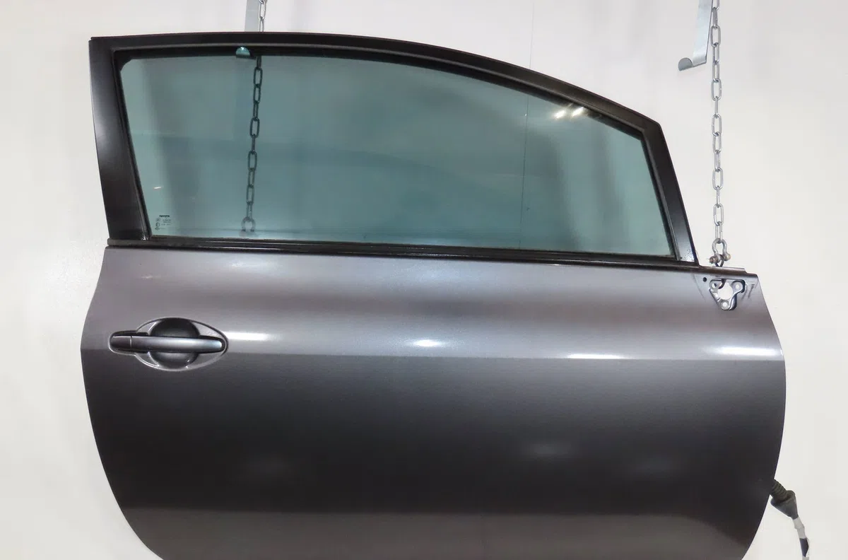 Porte avant droite Toyota AURIS (_E15_) 1.4 d-4d (nde150_) (2007-2012) 3 portes occasion