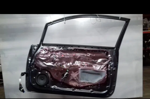 Porte avant droite Toyota AURIS (_E15_) 1.6 (zre151_) (2007-2012) occasion