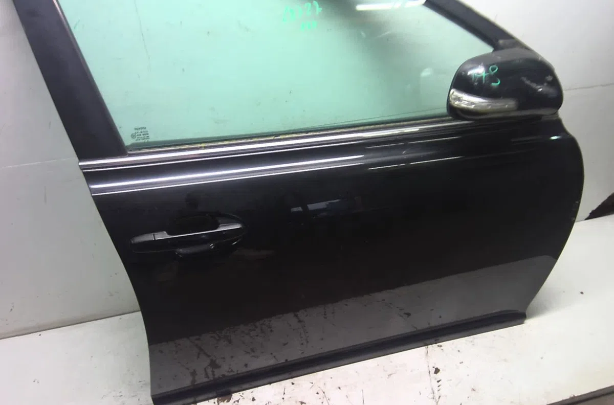 Porte avant droite Toyota AVENSIS Break (_T25_) 2.2 d-cat (adt251_) (2005-2008) occasion