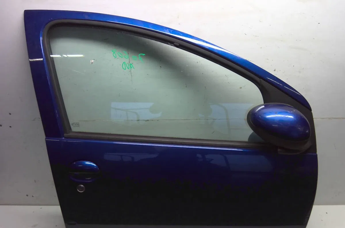 Porte avant droite Toyota AYGO (_B1_) 1.0 (kgb10_) (2005-2014) 5 portes occasion