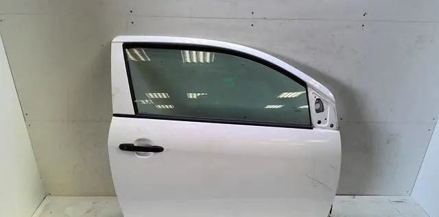 Porte avant droite Toyota AYGO (_B4_) 1.0 (kgb40) (2014) occasion