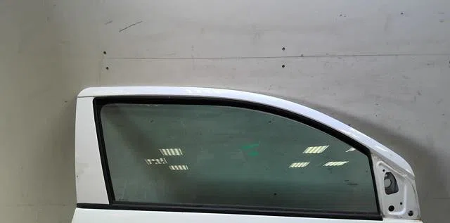 Porte avant droite Toyota AYGO (_B4_) 1.0 (kgb40) (2014) occasion