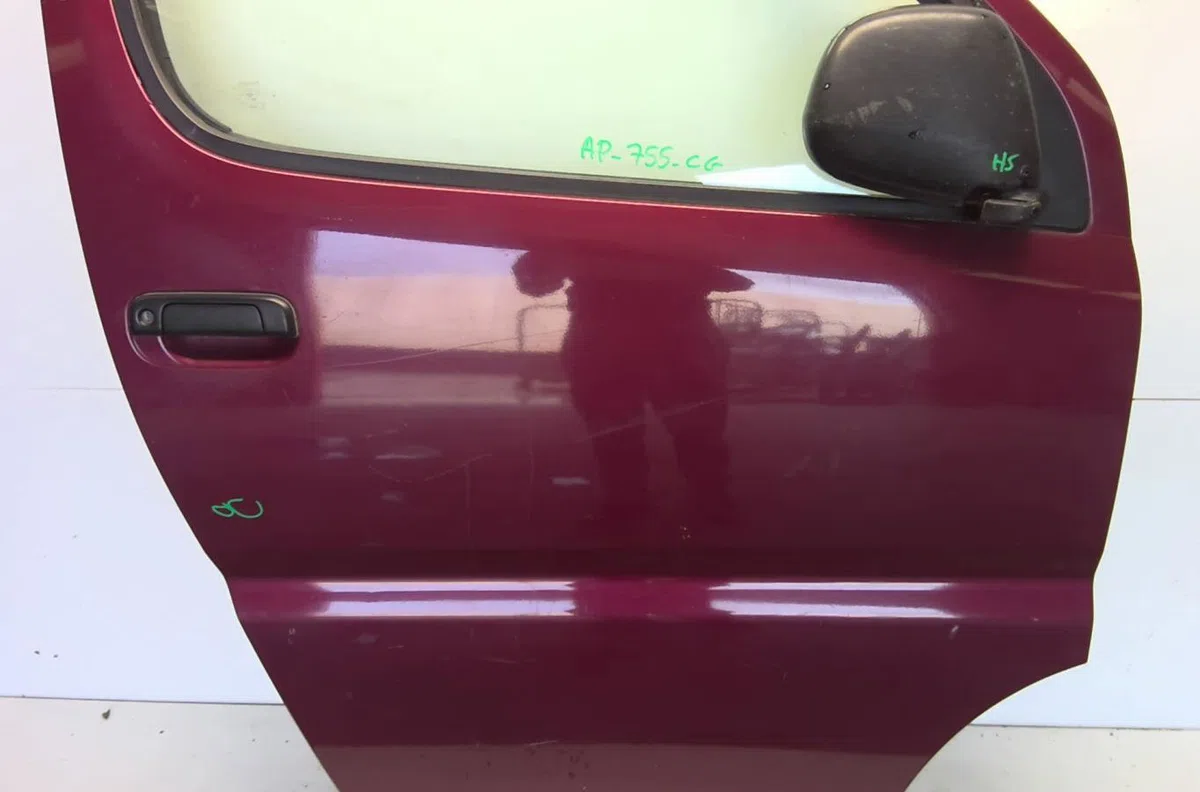Porte avant droite Toyota HIACE IV Autobus-Autocar (__H1_, __H2_) 2.4 td (lxh12, lxh22) (1995-2001) occasion