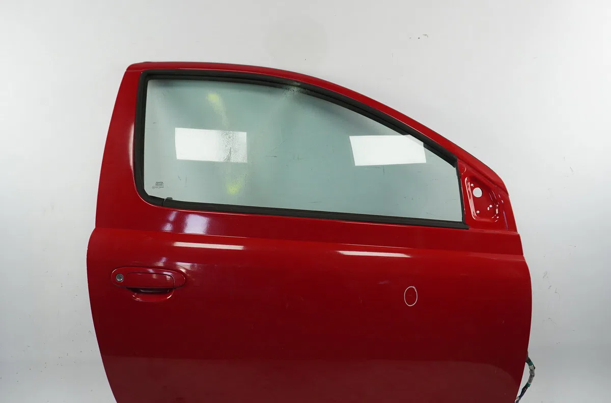 Porte avant droite Toyota YARIS (_P1_) 1.0 (scp10_) (1999-2005) occasion