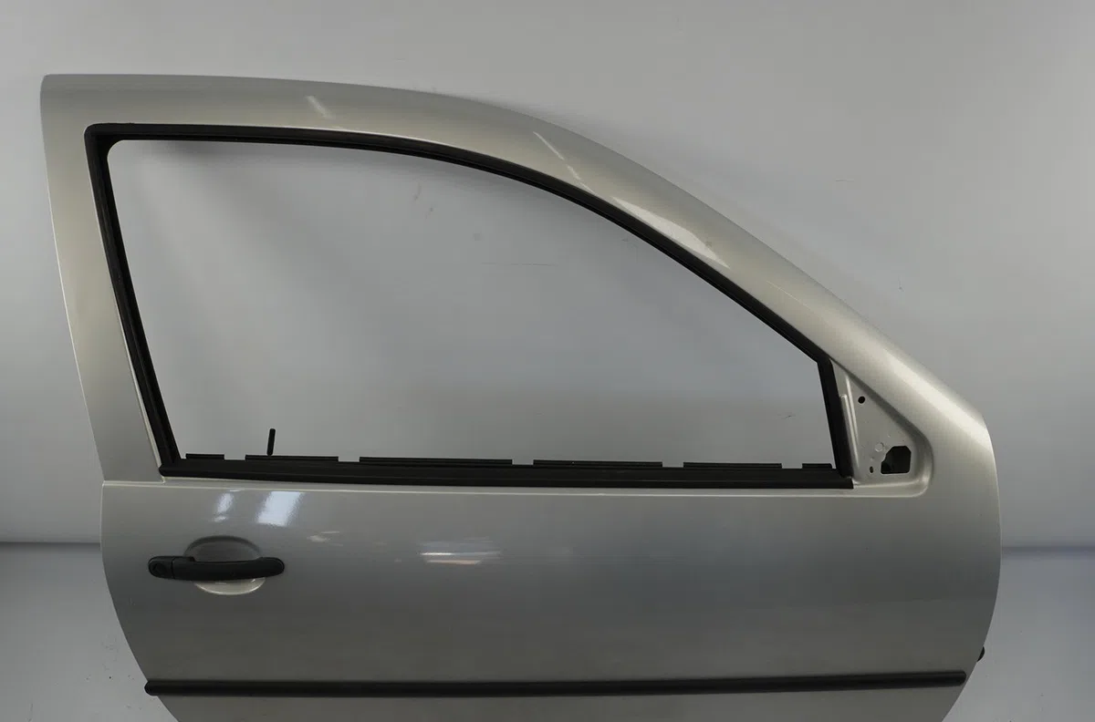 Porte avant droite Volkswagen GOLF IV (1J1) 1.6 (1997-2004) occasion