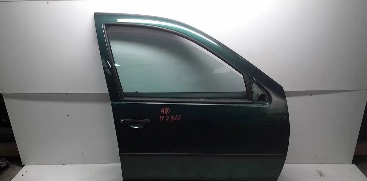 Porte avant droite Volkswagen GOLF IV (1J1) 1.9 tdi (1997-2004) 3 portes occasion