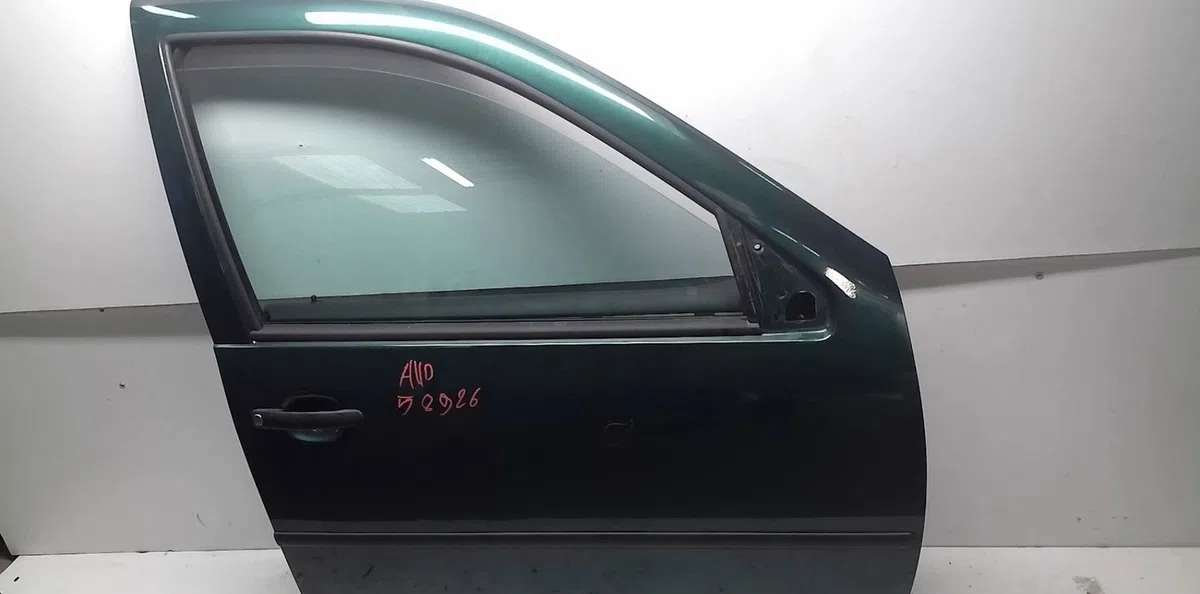 Porte avant droite Volkswagen GOLF IV (1J1) 1.9 tdi (1997-2004) 3 portes occasion