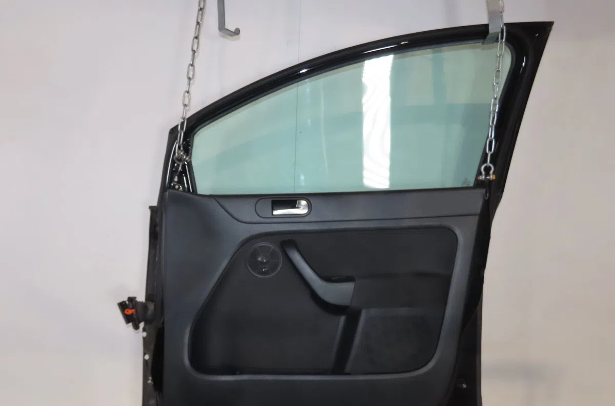 Porte avant droite Volkswagen GOLF PLUS V (5M1, 521) 1.6 tdi (2009-2013) 5 portes occasion