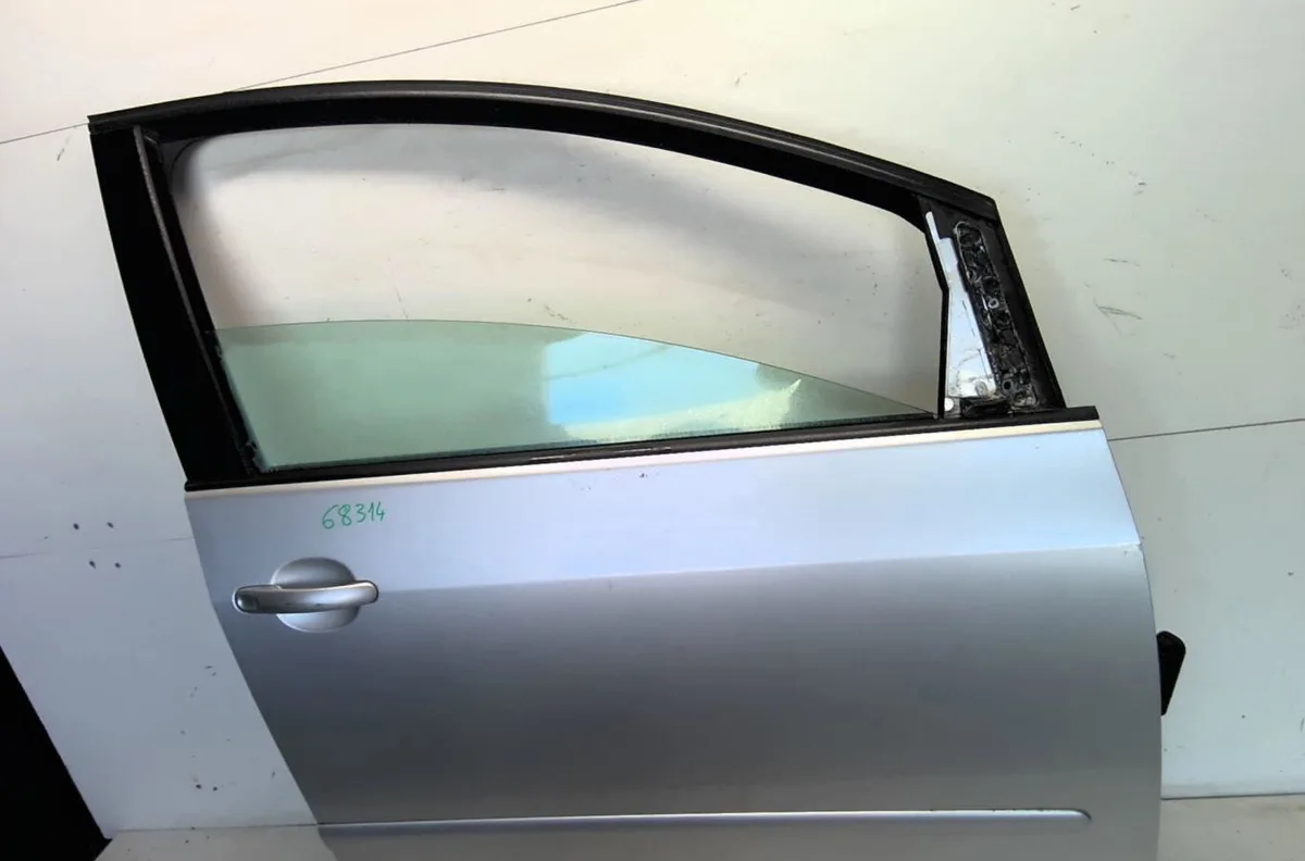 Porte avant droite Volkswagen GOLF PLUS V (5M1, 521) 2.0 tdi 16v (2005-2013) 5 portes occasion