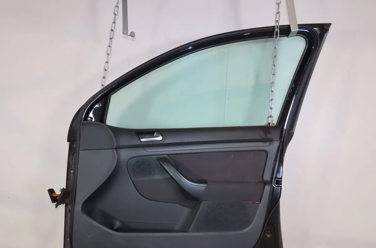 Porte avant droite Volkswagen GOLF V (1K1) 1.9 tdi (2003-2008) occasion