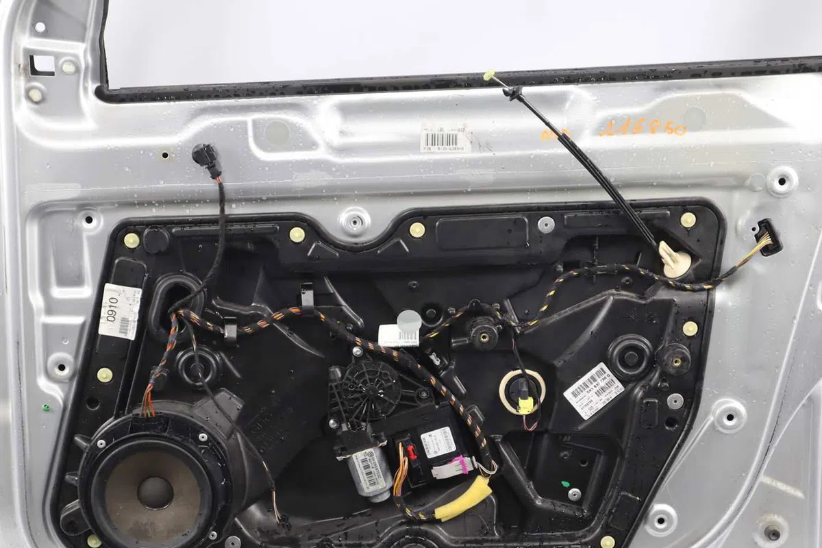 Porte avant droite Volkswagen GOLF VI (5K1) 2.0 tdi 4motion (2009-2012) occasion