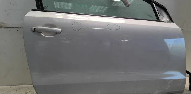 Porte avant droite Volkswagen POLO V (6R1, 6C1) 1.2 (2009) occasion