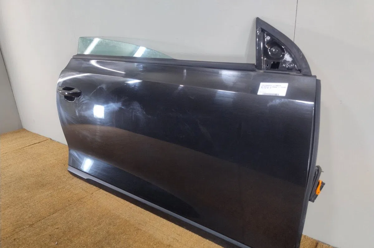Porte avant droite VOLKSWAGEN SCIROCCO 3  SCIROCCO 3 PHASE 1 COUPE occasion