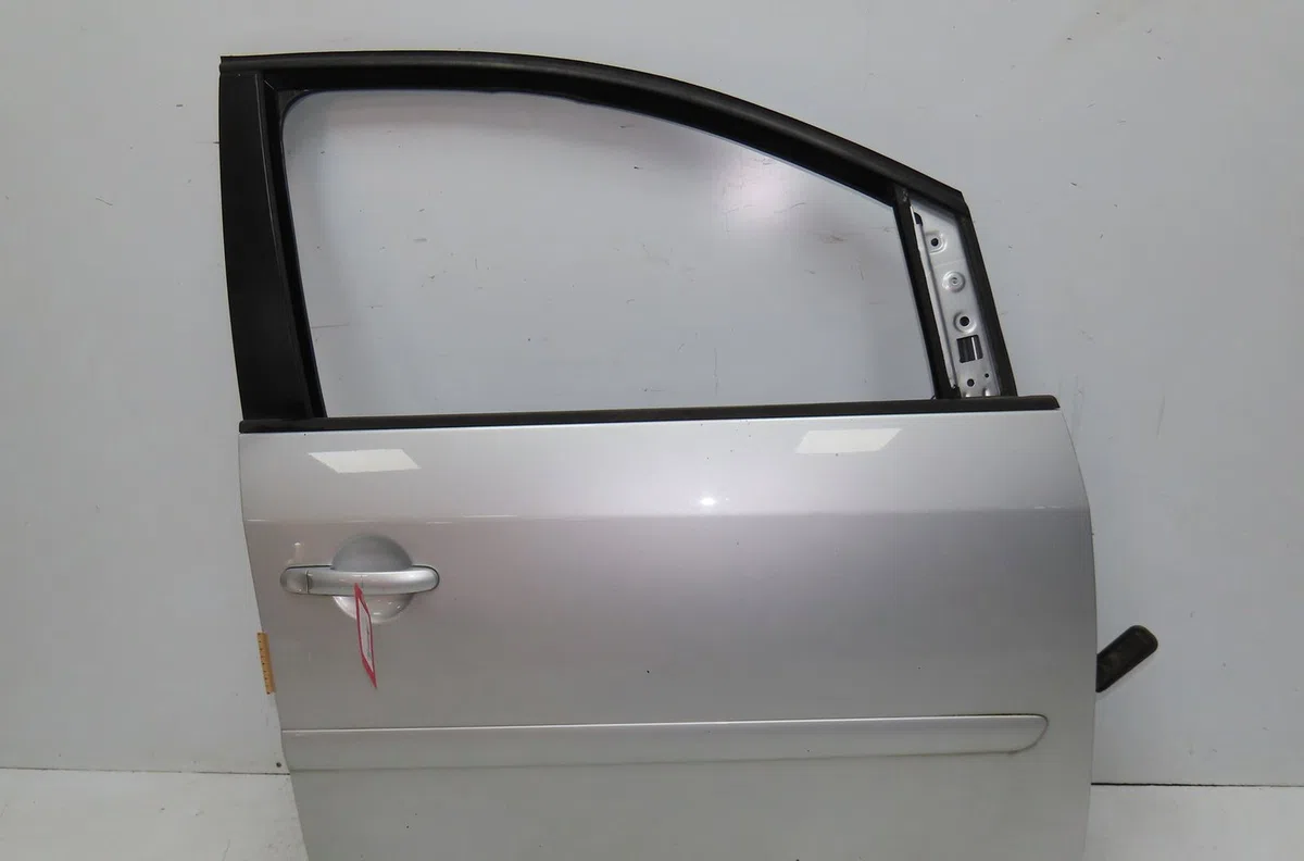 Porte avant droite Volkswagen TOURAN (1T1, 1T2) 2.0 tdi 16v (2003-2010) 5 portes occasion
