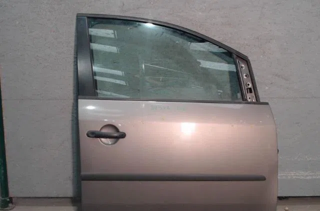Porte avant droite Volkswagen TOURAN (1T1, 1T2) 2.0 tdi (2003-2010) occasion