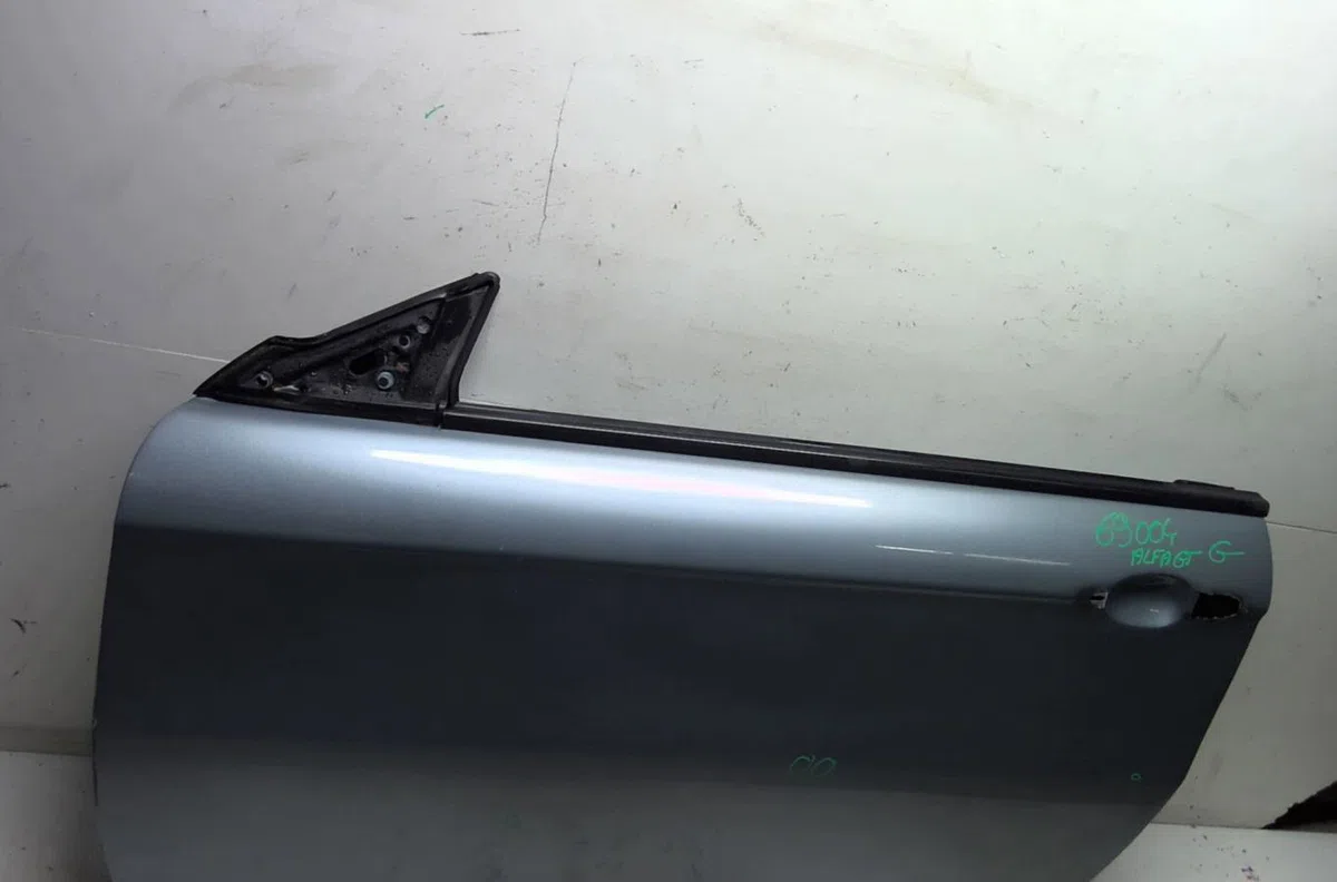 Porte avant gauche Alfa romeo GT (937_) 1.9 jtd (937cxn1b) (2003-2010) 3 portes occasion