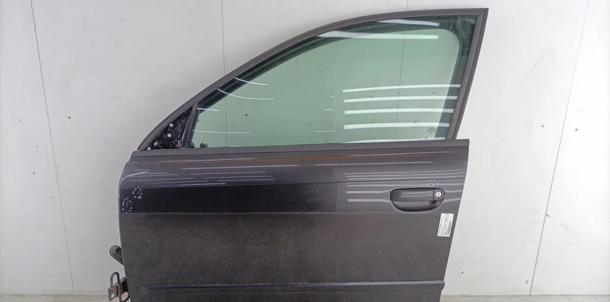 Porte avant gauche AUDI A4 2 AVANT PHASE 2 BREAK occasion