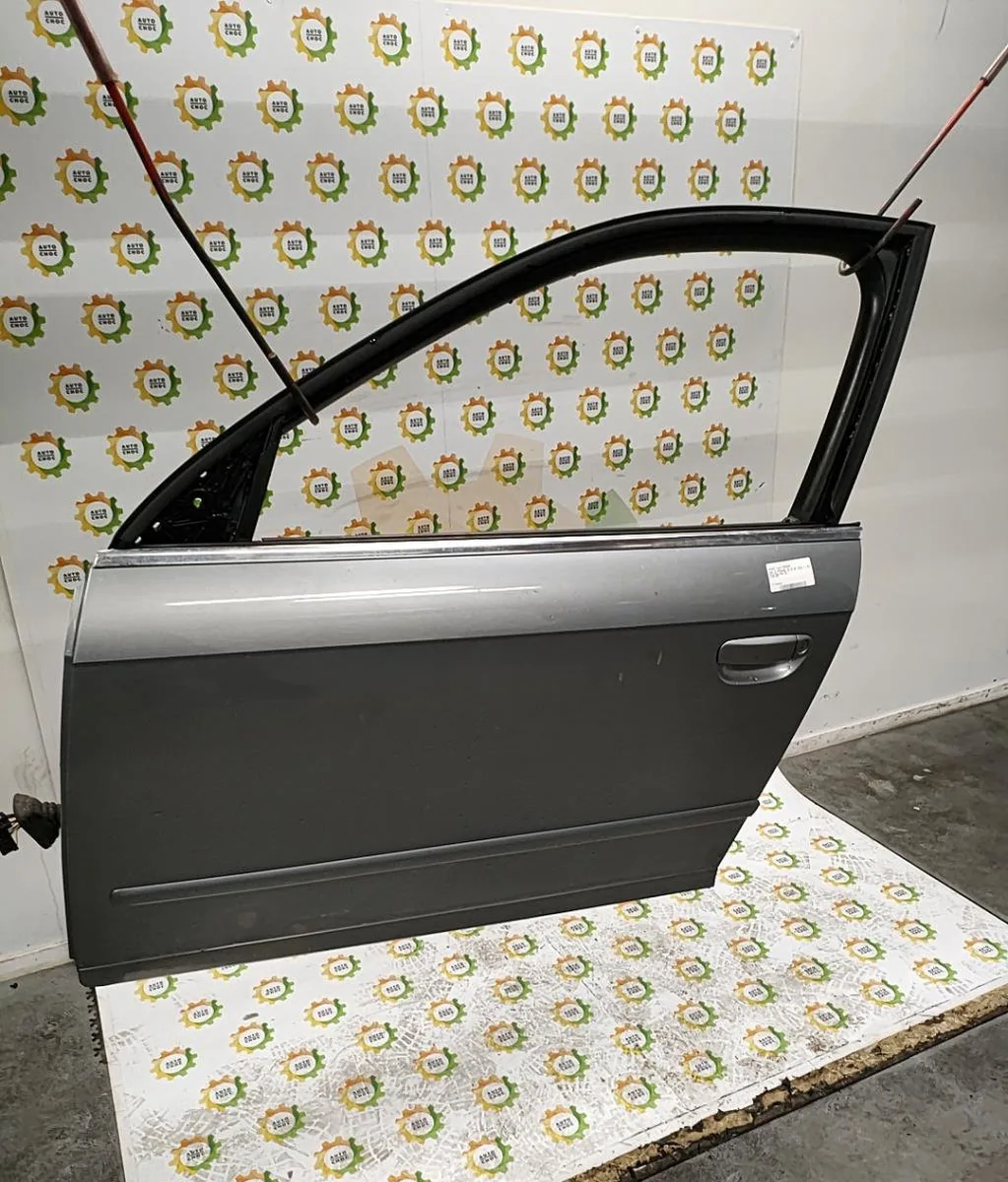 Porte avant gauche AUDI A4 2 PHASE 2 occasion