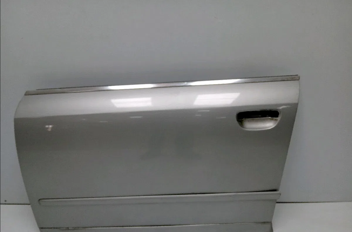 Porte avant gauche Audi A4 B6 Avant (8E5) 2.5 tdi quattro (2001-2004) occasion