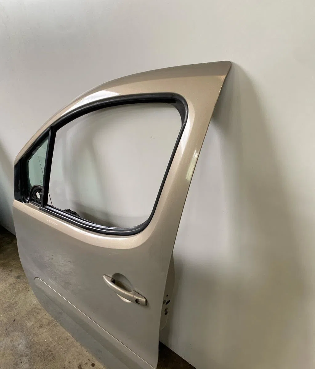 Porte avant gauche Citroen BERLINGO MULTISPACE (B9) 1.6 hdi 90 (2010) occasion