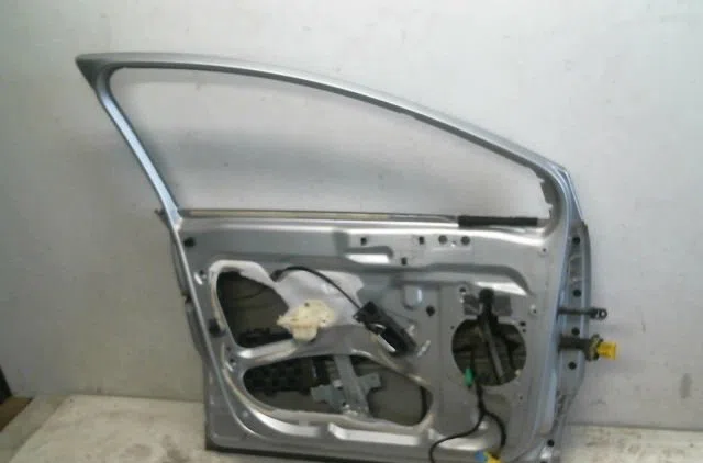 Porte avant gauche Citroën C4 I (LC_) 1.6 hdi (2004-2011) 5 portes occasion