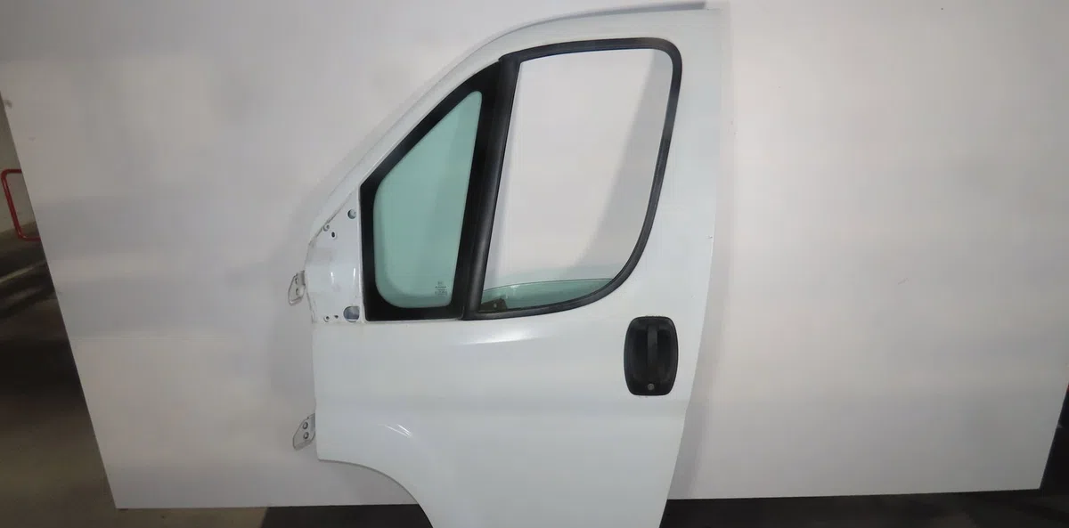 Porte avant gauche CITROEN JUMPER III occasion