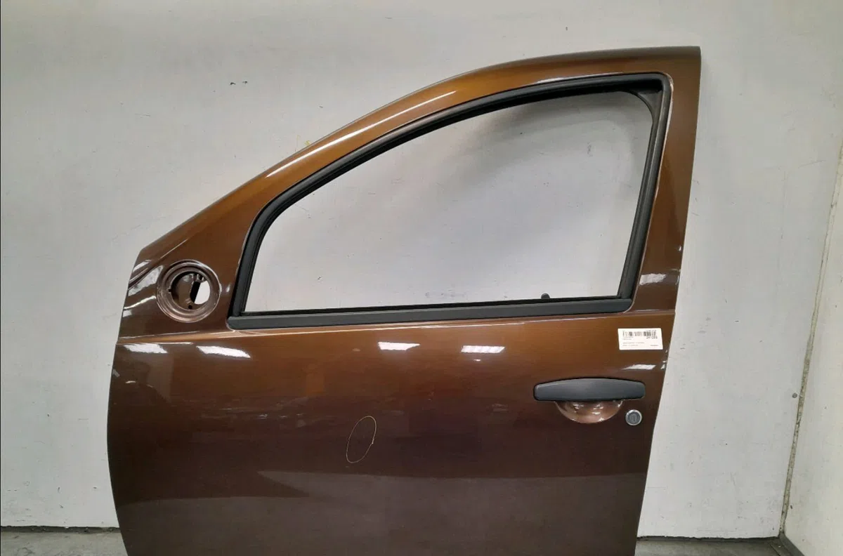 Porte avant gauche Dacia DUSTER (HS_) 1.5 dci (hsaj) (2010-2018) occasion