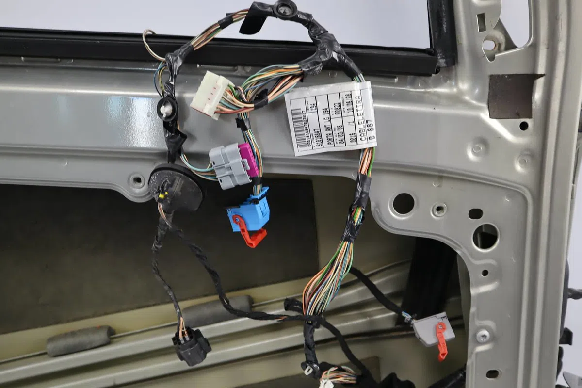 Porte avant gauche Fiat CROMA (194_) 1.9 d multijet (194axb1b) (2005-2011) occasion