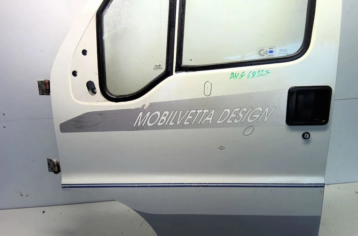 Porte avant gauche Fiat DUCATO Camion plate-forme-Châssis (230_) 1.9 td (1994-2002) occasion