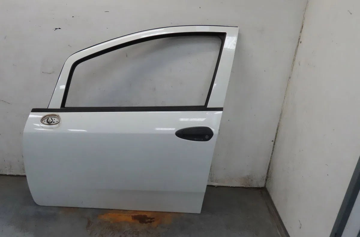 Porte avant gauche Fiat GRANDE PUNTO (199_) 1.2 (2005) occasion