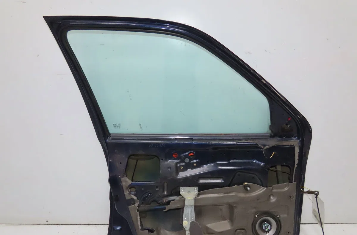 Porte avant gauche FORD FIESTA IV 2000 occasion