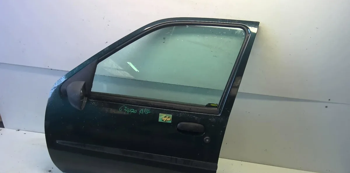 Porte avant gauche Ford FIESTA IV (JA_, JB_) 1.25 i 16v (1995-2002) 5 portes occasion
