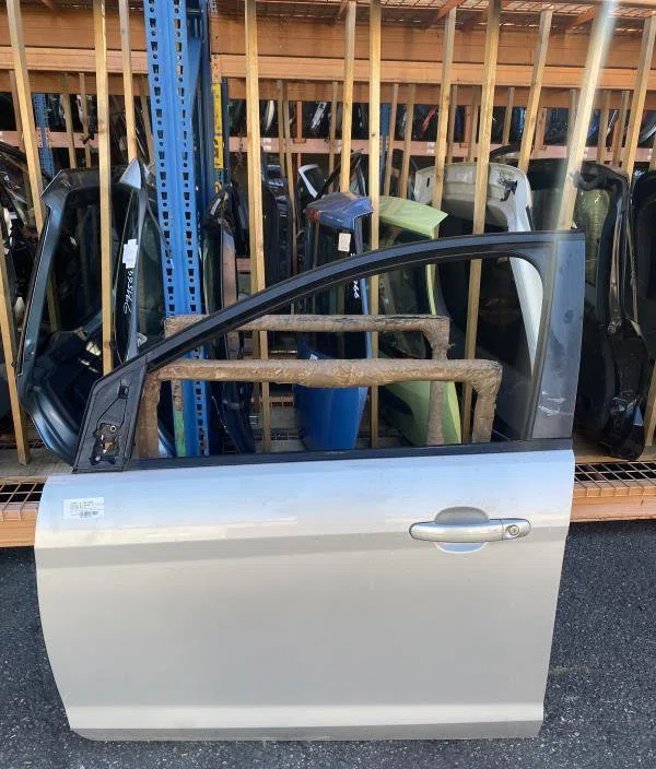 Porte avant gauche Ford FOCUS II (DA_, HCP, DP) 1.8 tdci (2005-2012) occasion