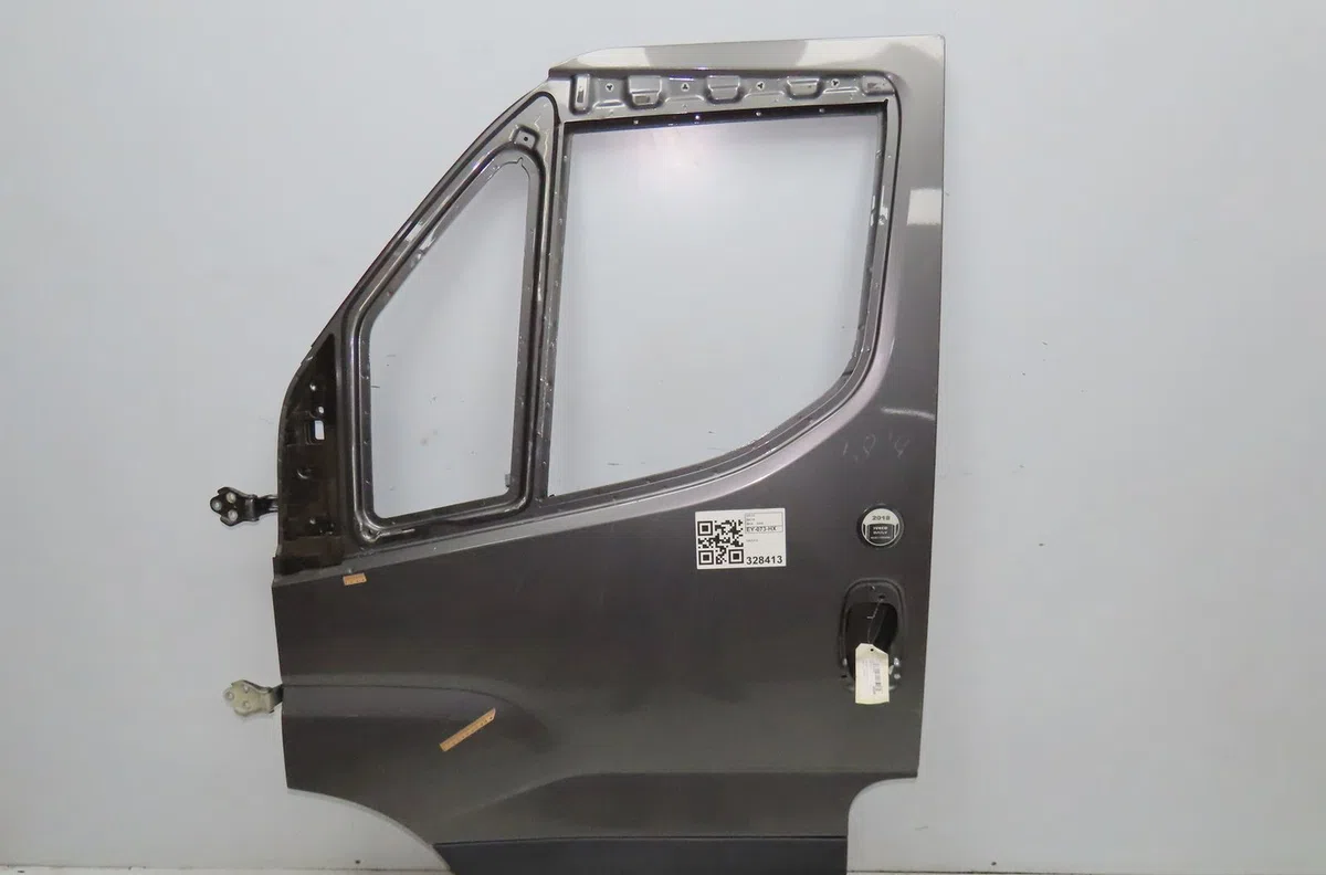 Porte avant gauche Iveco DAILY VI Camion plate-forme-Châssis 35s18, 35c18, 40c18, 50c18, 60c18, 65c18, 70c18 (2016) occa