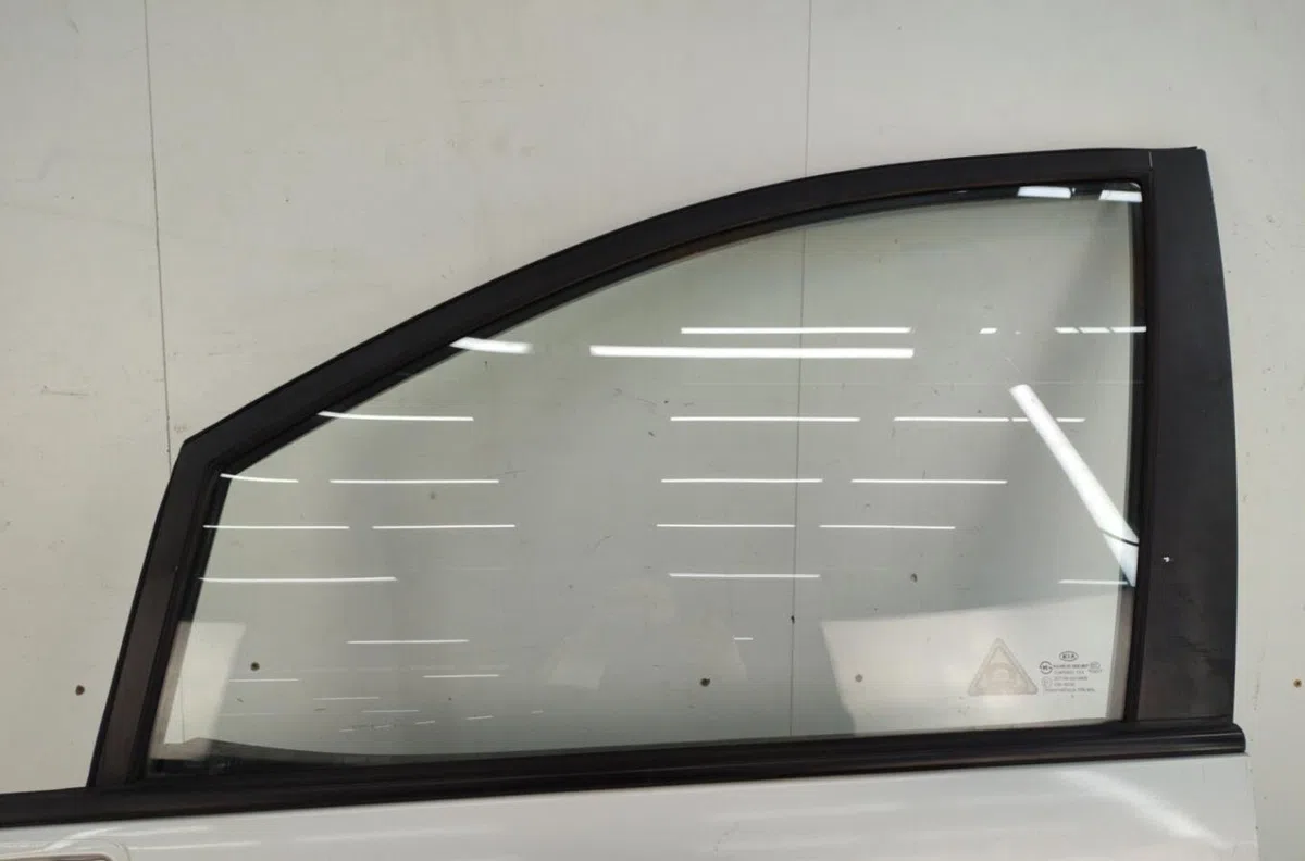 Porte avant gauche KIA CARENS 3 occasion