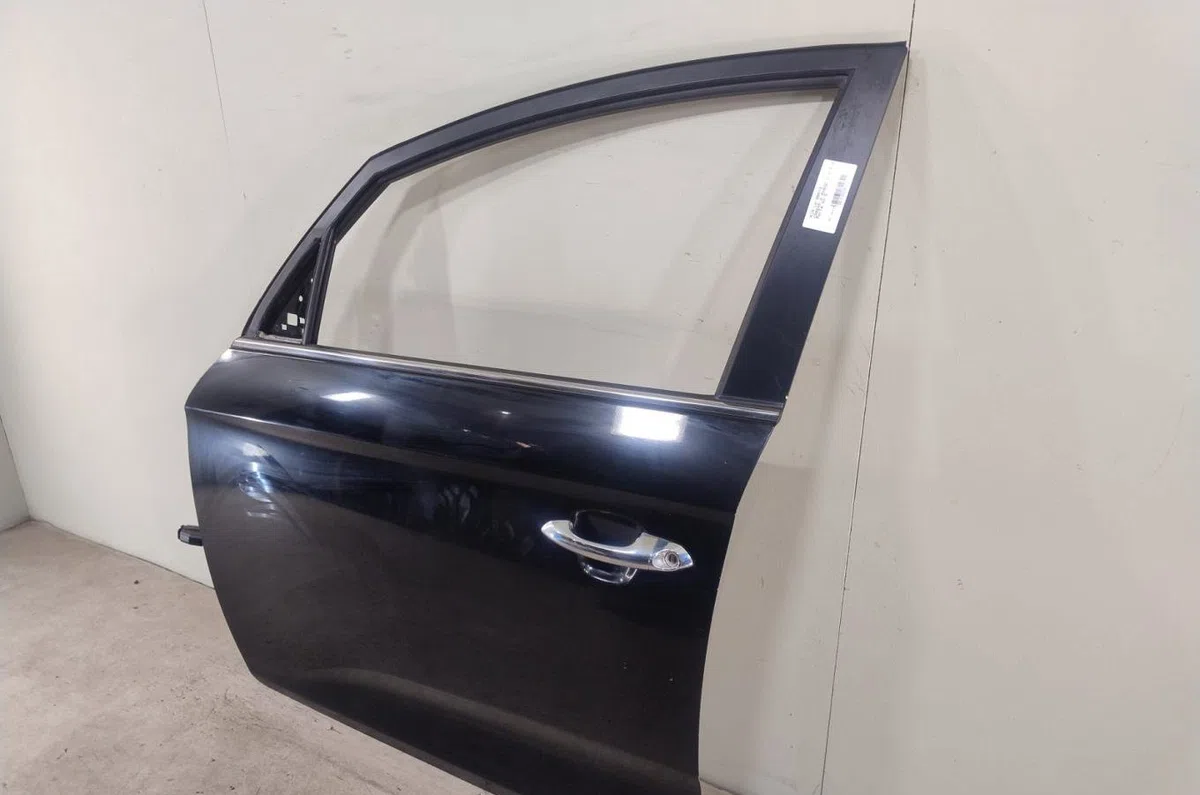 Porte avant gauche Kia CARENS IV 1.7 crdi (2013) occasion