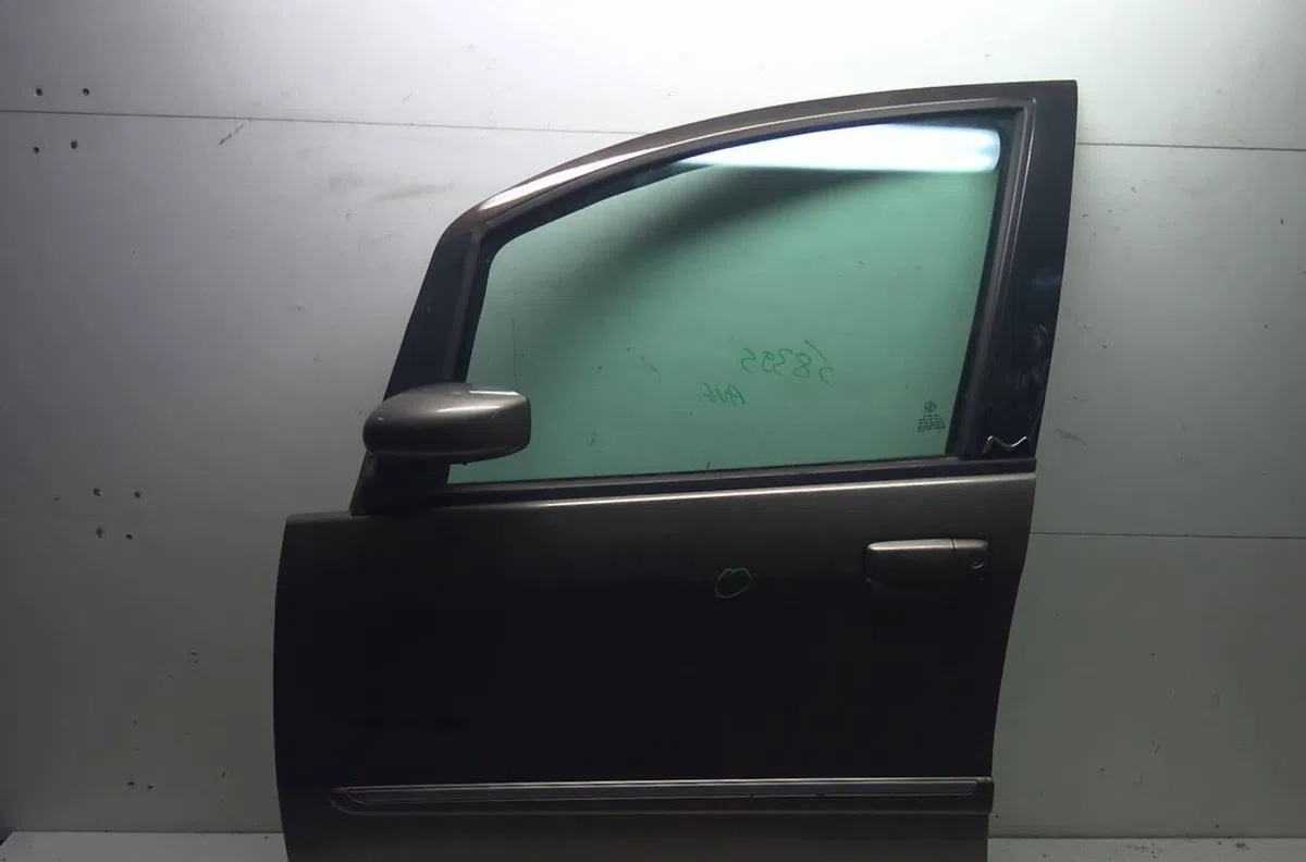 Porte avant gauche Lancia MUSA (350_) 1.9 d multijet (350.axc1a) (2004-2012) occasion
