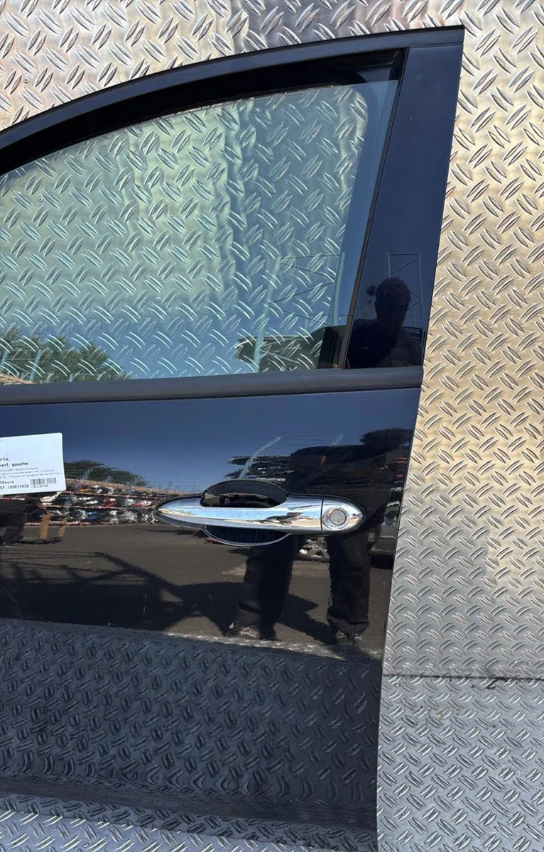 Porte avant gauche Lancia YPSILON (312_) 0.9 twinair (312.pxg11, 312.pxg1a, 312.yxg11, 312.yxg1a) (2011) occasion