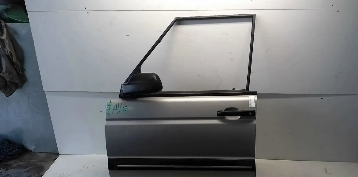 Porte avant gauche Land rover DISCOVERY II (L318) 2.5 td5 4x4 (1998-2004) 5 portes occasion