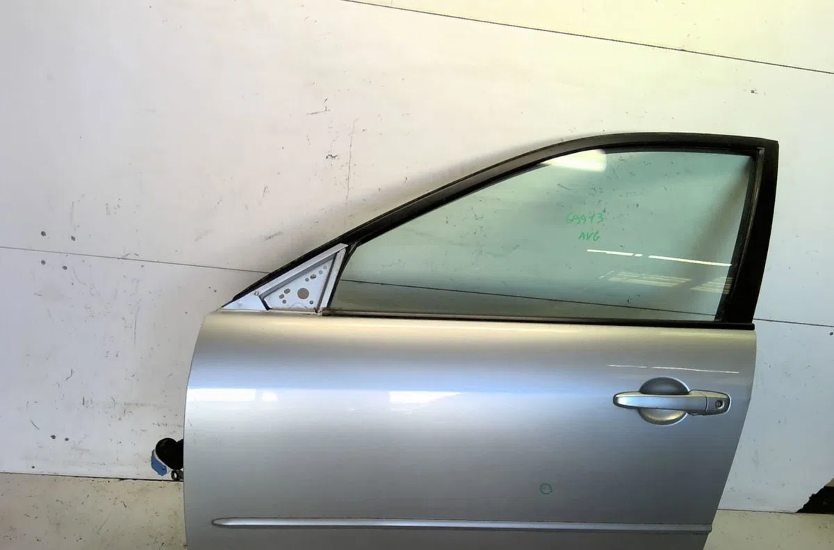 Porte avant gauche Mazda 6 Hatchback (GG) 2.0 di (gg14) (2002-2007) occasion