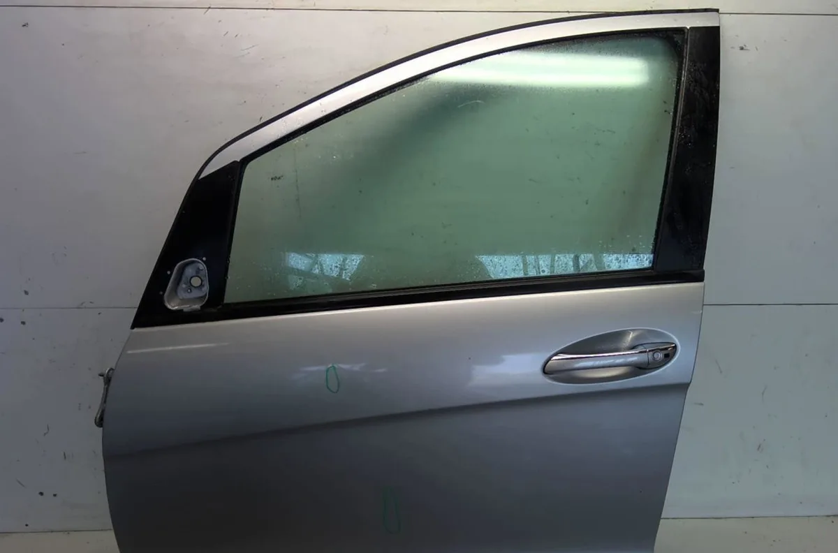Porte avant gauche Mercedes-benz CLASSE A (W169) A 180 cdi (169.007, 169.307) (2004-2012) 5 portes occasion