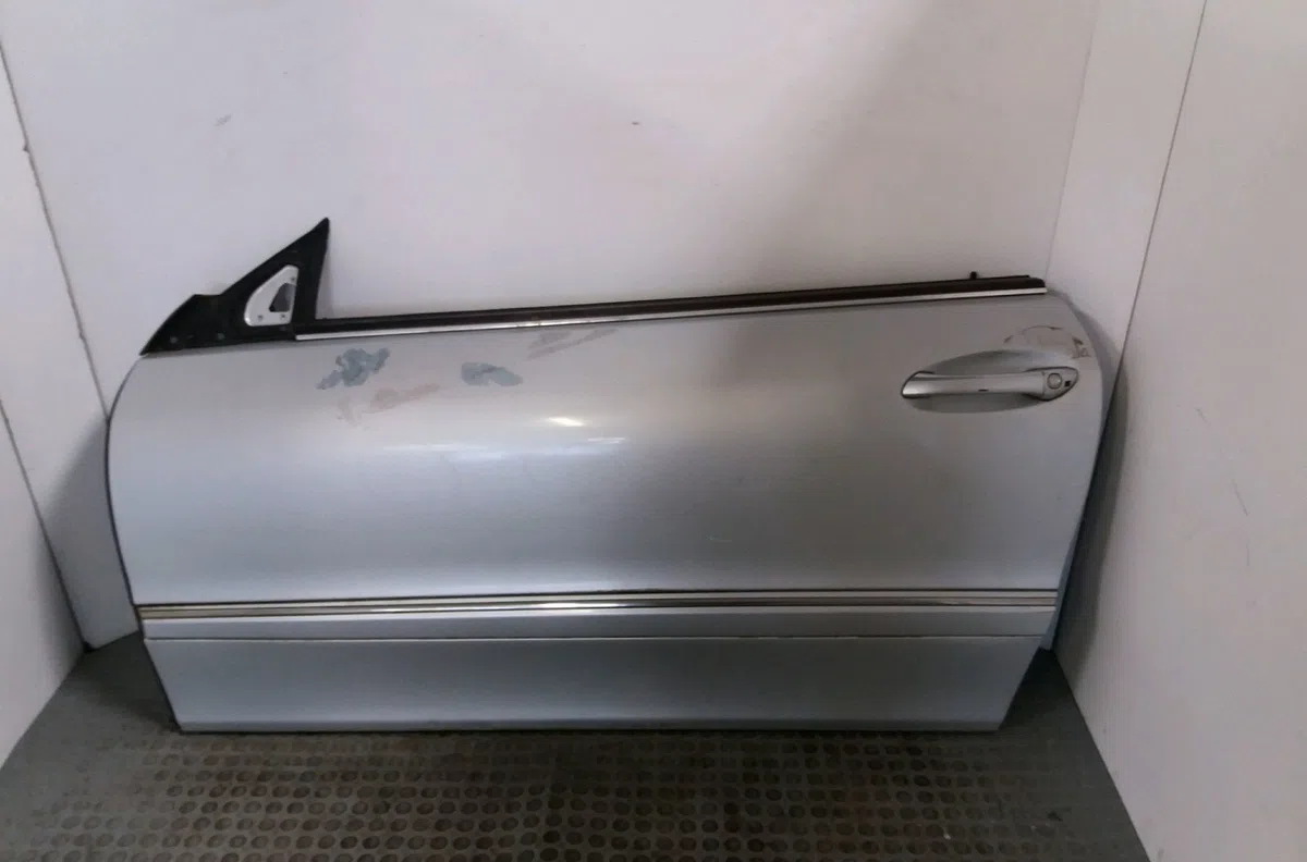 Porte avant gauche MERCEDES CLASSE CLK II 2007 occasion