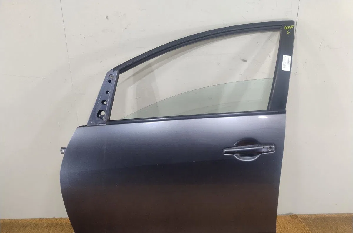 Porte avant gauche MITSUBISHI GRANDIS  GRANDIS occasion