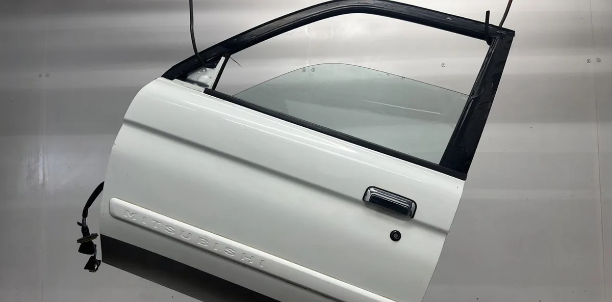 Porte avant gauche MITSUBISHI PAJERO SPORT occasion